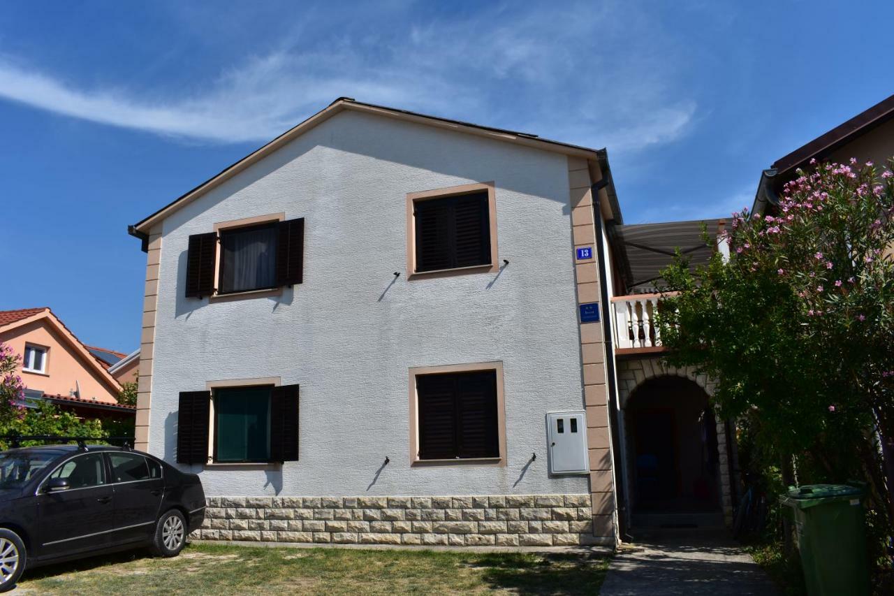 Apartman Nin-Dodo Екстер'єр фото