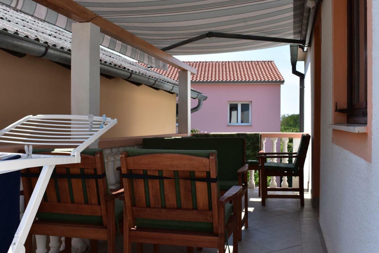 Apartman Nin-Dodo Екстер'єр фото