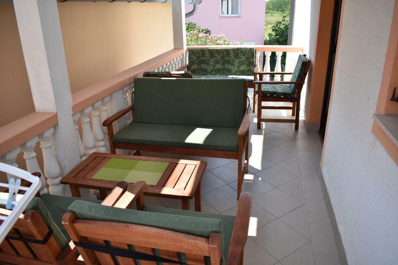 Apartman Nin-Dodo Екстер'єр фото